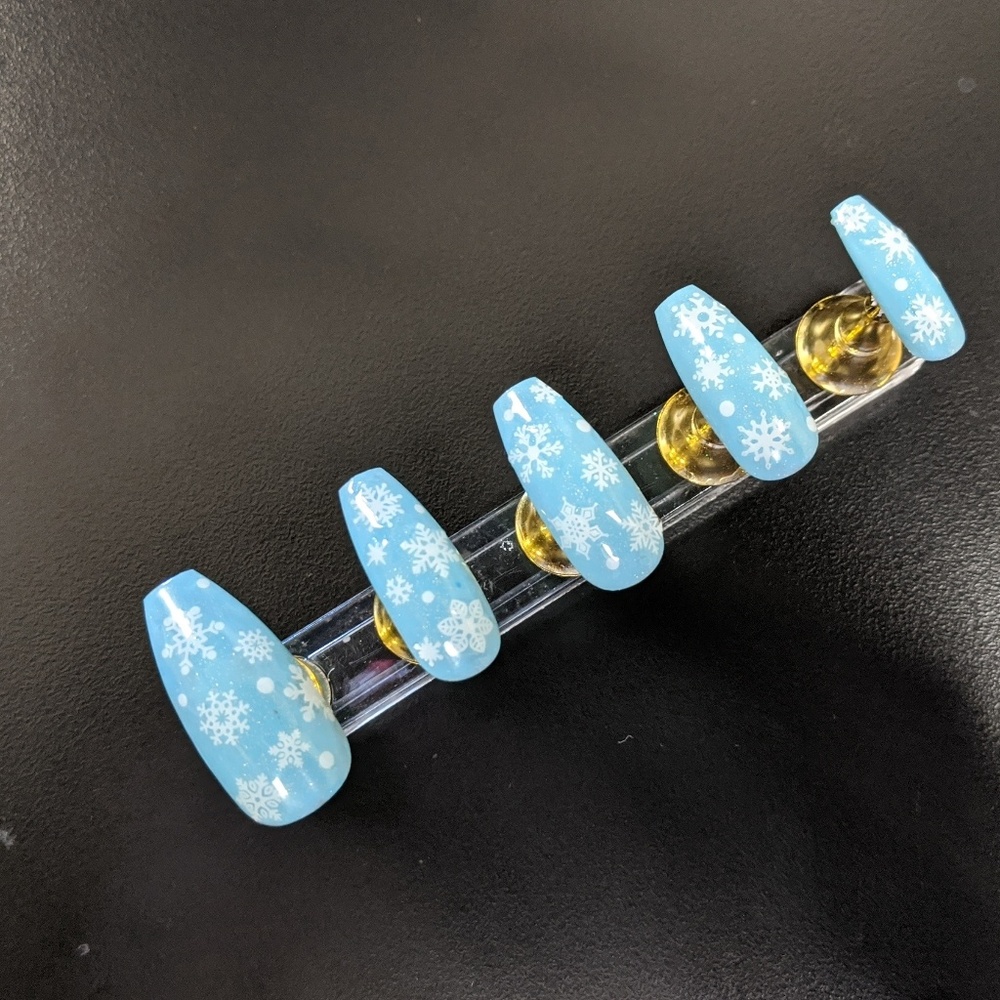 Handcrafted Press on Snowflake nails